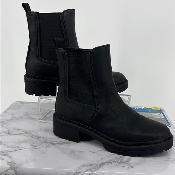 Rocket Dog Iggie Black Chelsea Boot Pull On Chunky Sole Size 8 Goth Punk Cushion - Picture 1 of 8